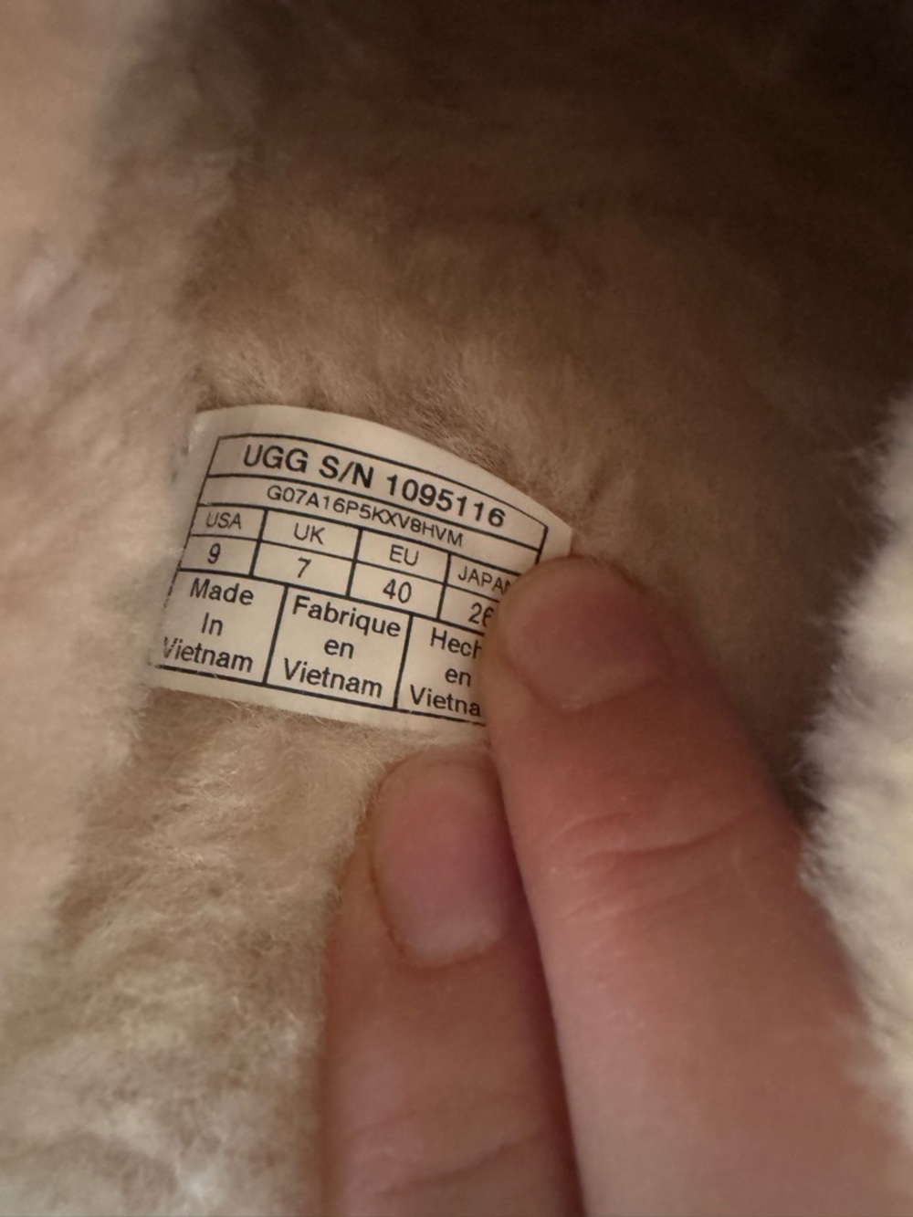 UGG Cozy Slippers- Cream- Size 9 - Picture 7 of 9